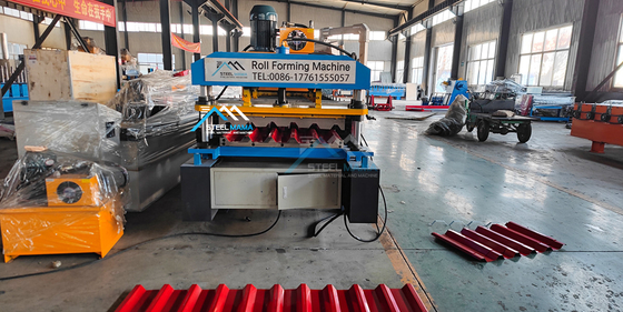 Compact Roof Sheet Roll Forming Machine With 8-15m/min Forming Speed And Hydraulic Cutting