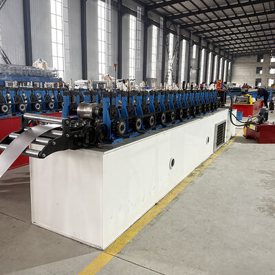 Manufacture Metal Steel Flying Cutting Omega Channel Roll Forming Machine