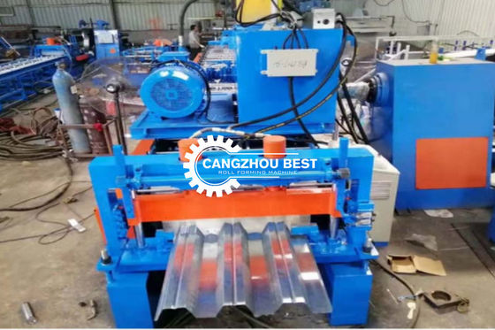 Three Waves 0.7MM 30KW Deck Floor Roll Forming Machine